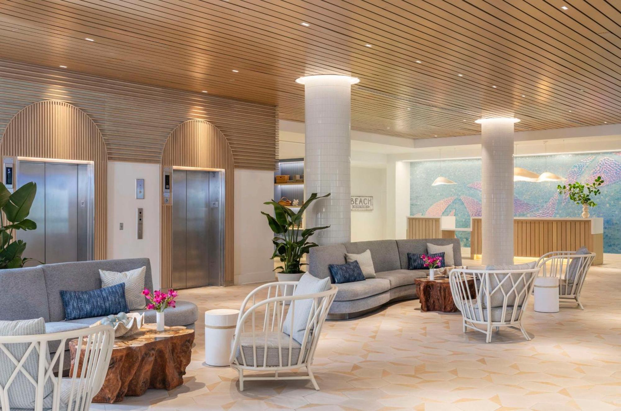The Singer Oceanfront Resort, Curio Collection By Hilton Ривьера-Бич Экстерьер фото